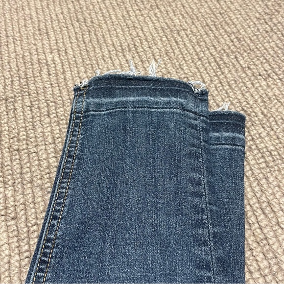 Rag & Bone High Rise Ankle Skinny in Clean Lily Dale (24) - Picture 4 of 10